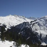 Haus Aperies Pettneu am Arlberg