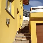 Haus Aperies *