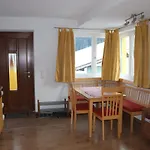 Haus Aperies Daire *
