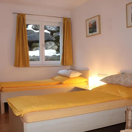 Appartement Haus Aperies *