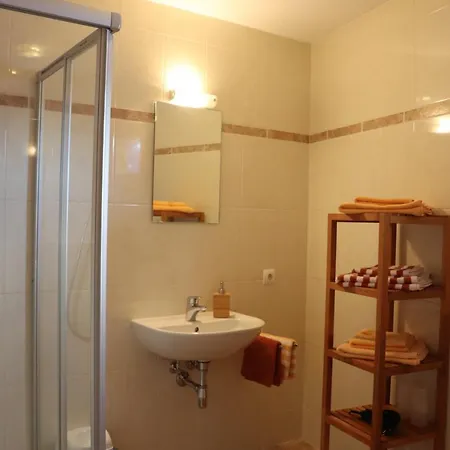 Haus Aperies Apartment