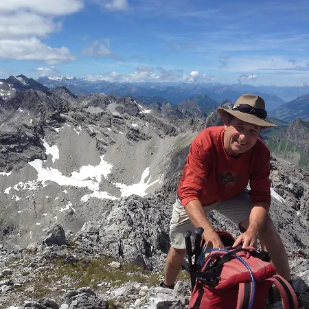 Haus Aperies דירה