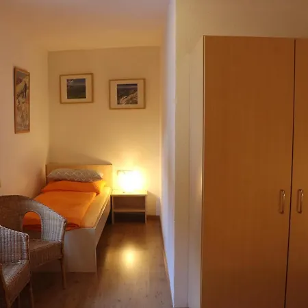 דירה Haus Aperies פרטנאו