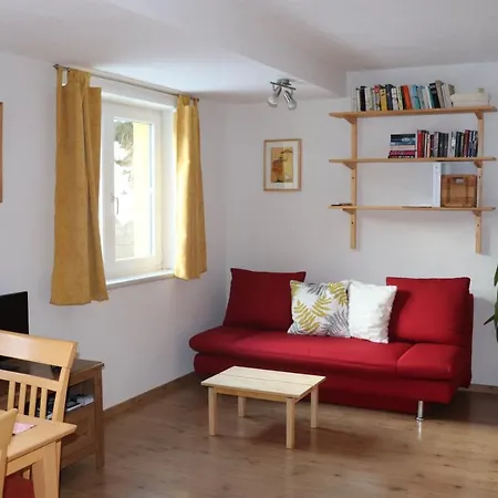 Haus Aperies דירה פרטנאו